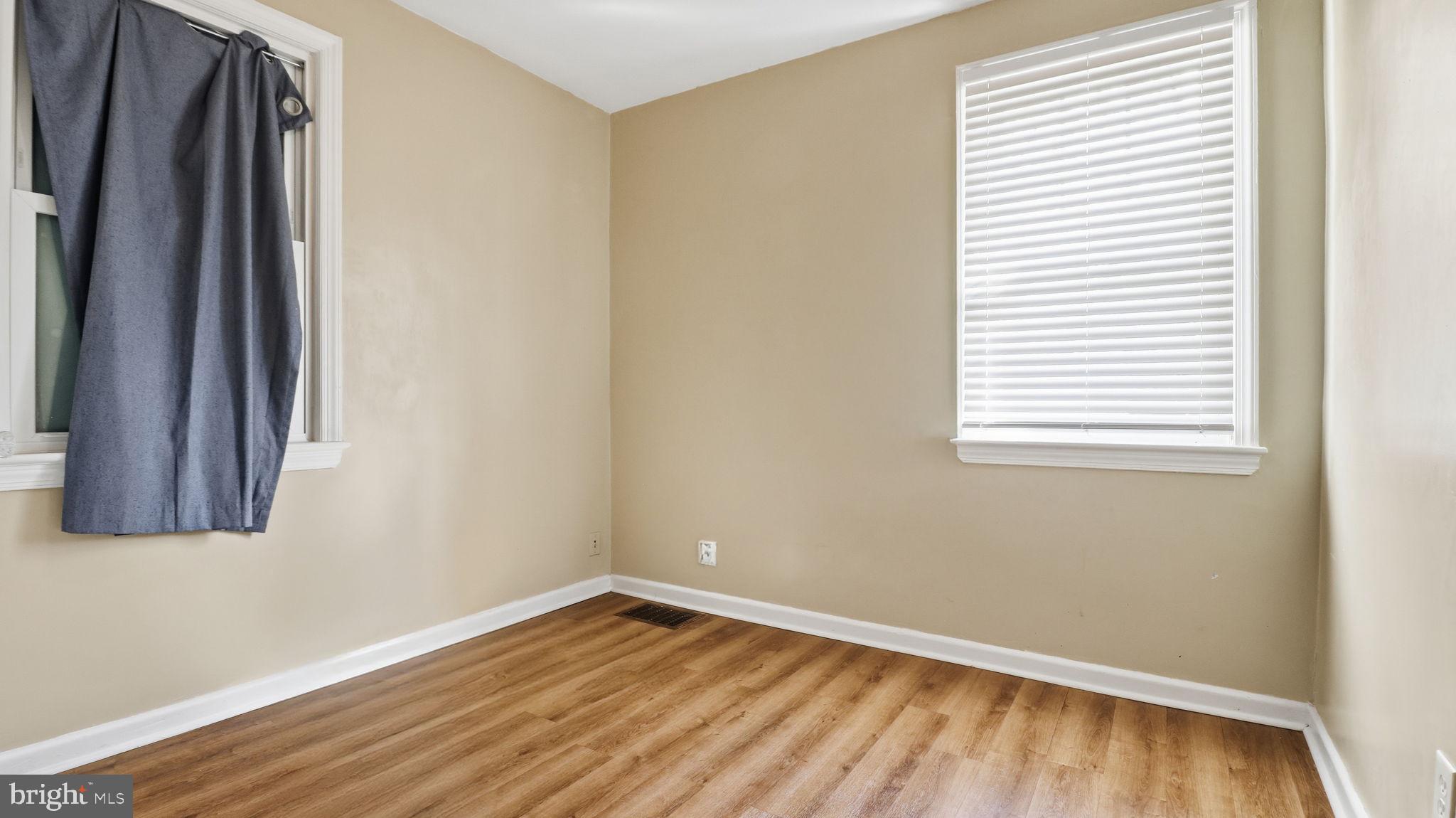 CHAPEL OAKS - Residential