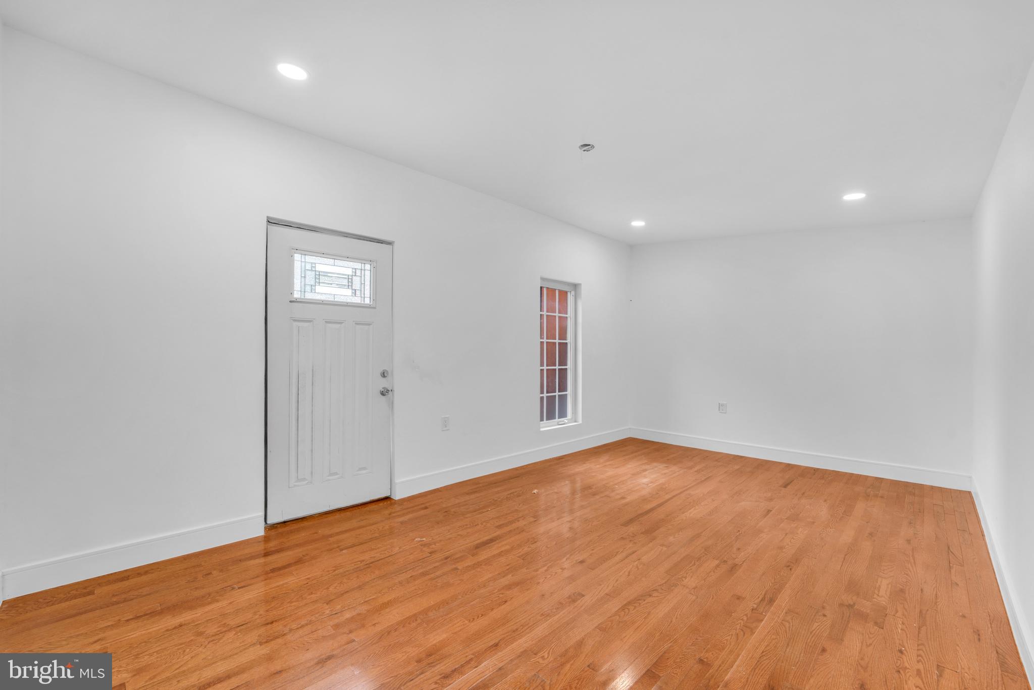 THOMAS - Residential