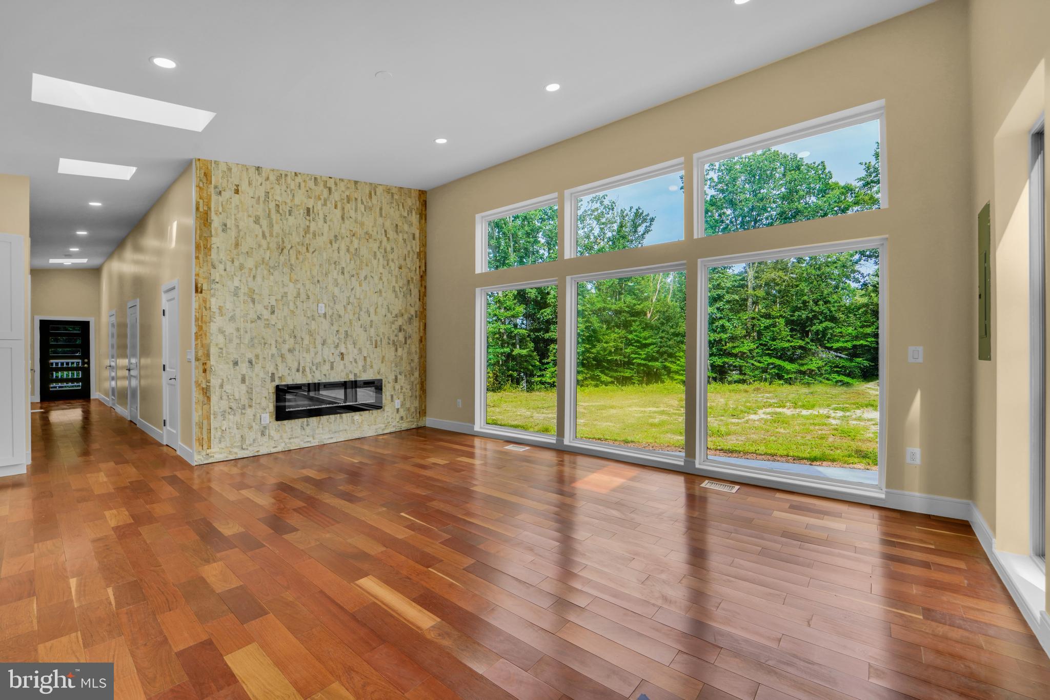 THOMAS - Residential