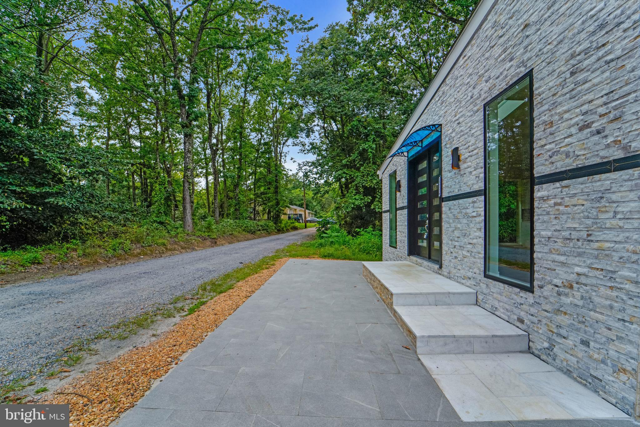 THOMAS - Residential