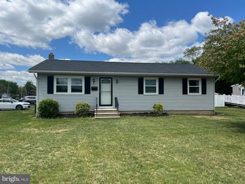 Homes For Sale - 102 Turner Street<br/> CLAYTON, NJ 08312