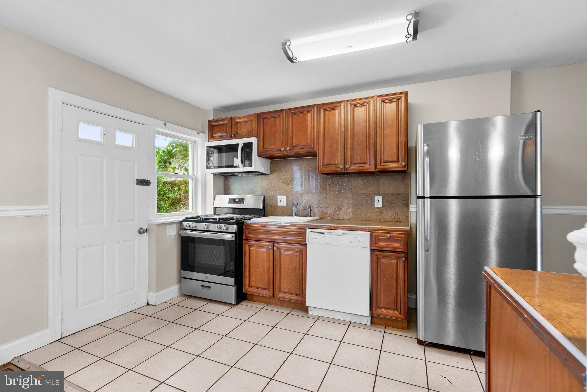 BELAIR-EDISON - Residential