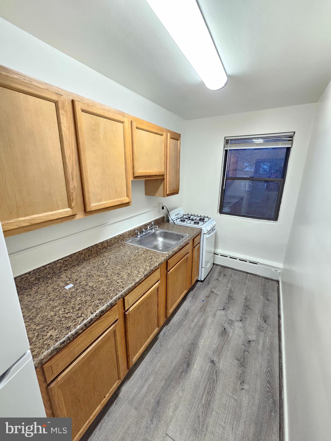 FOREST HILLS - Residential Lease