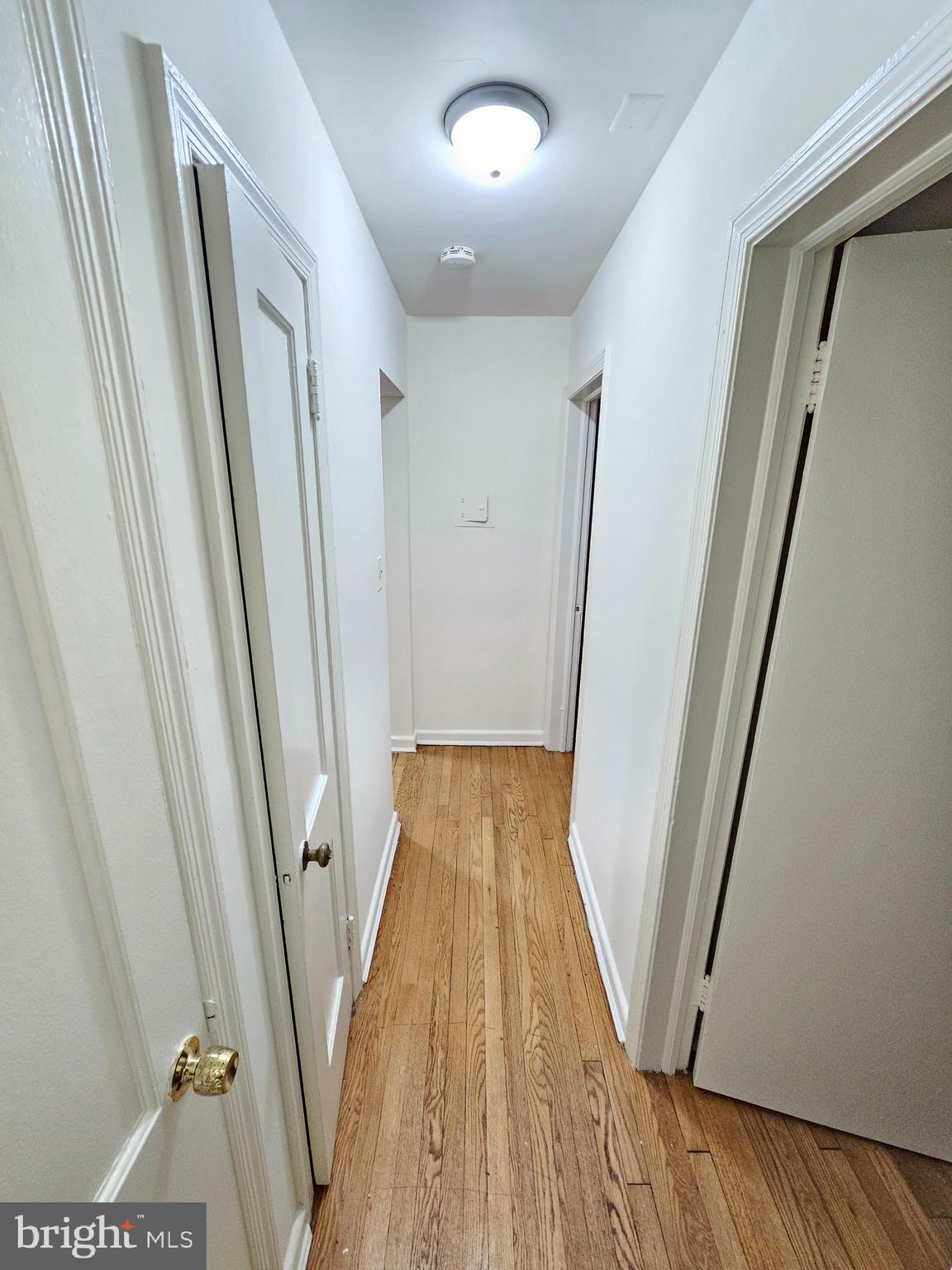 FOREST HILLS - Residential Lease