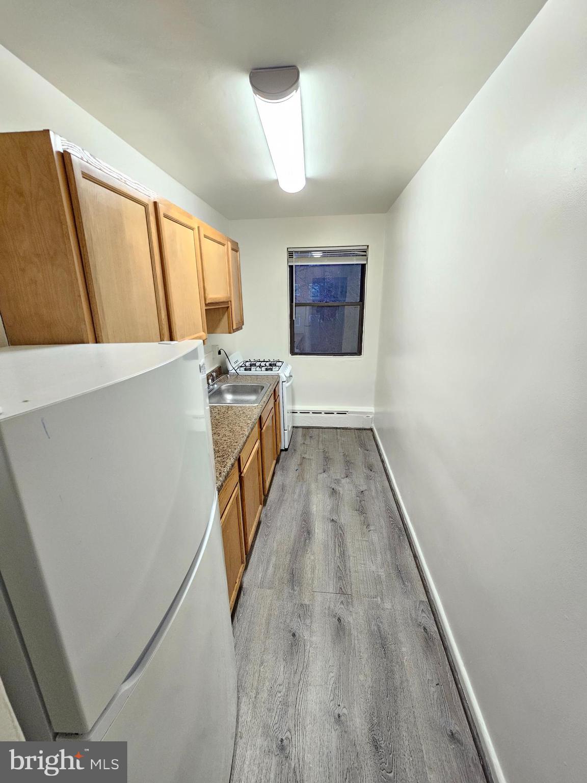 FOREST HILLS - Residential Lease