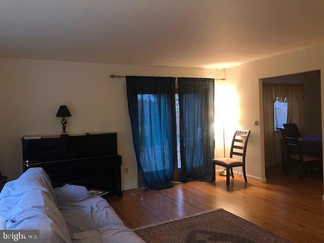 HILLBROOK FOREST - Residential Lease