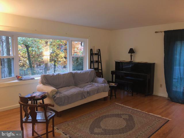 HILLBROOK FOREST - Residential Lease