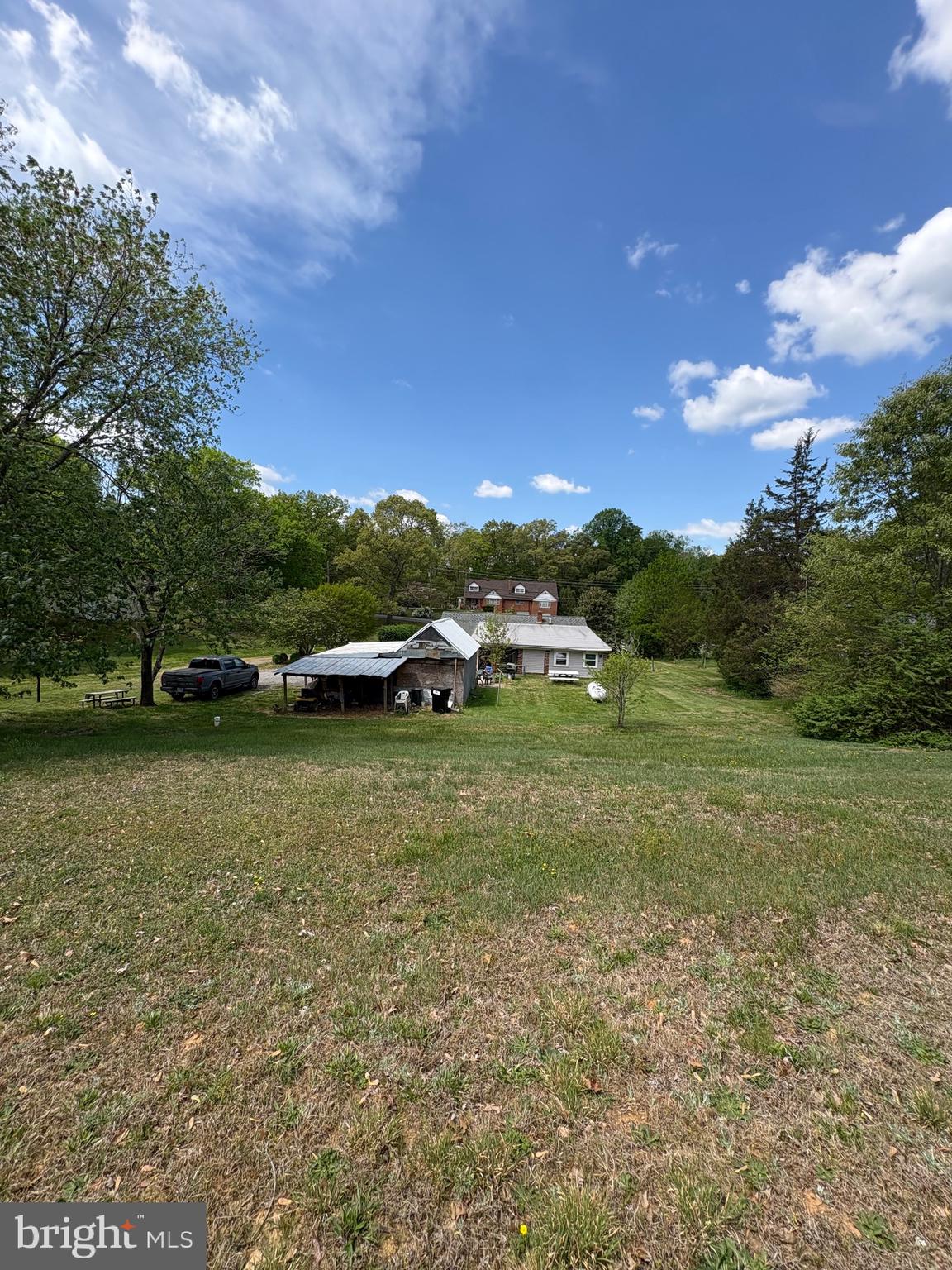 BLUE SKY - Residential