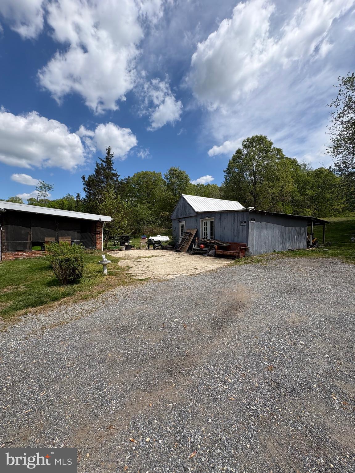 BLUE SKY - Residential