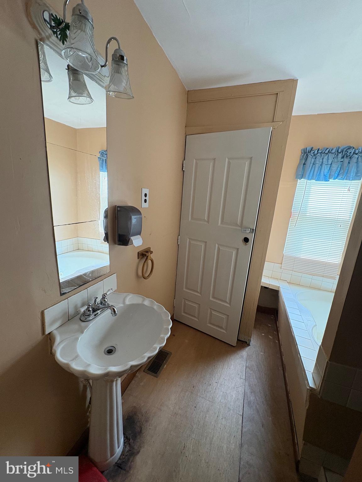 BLUE SKY - Residential