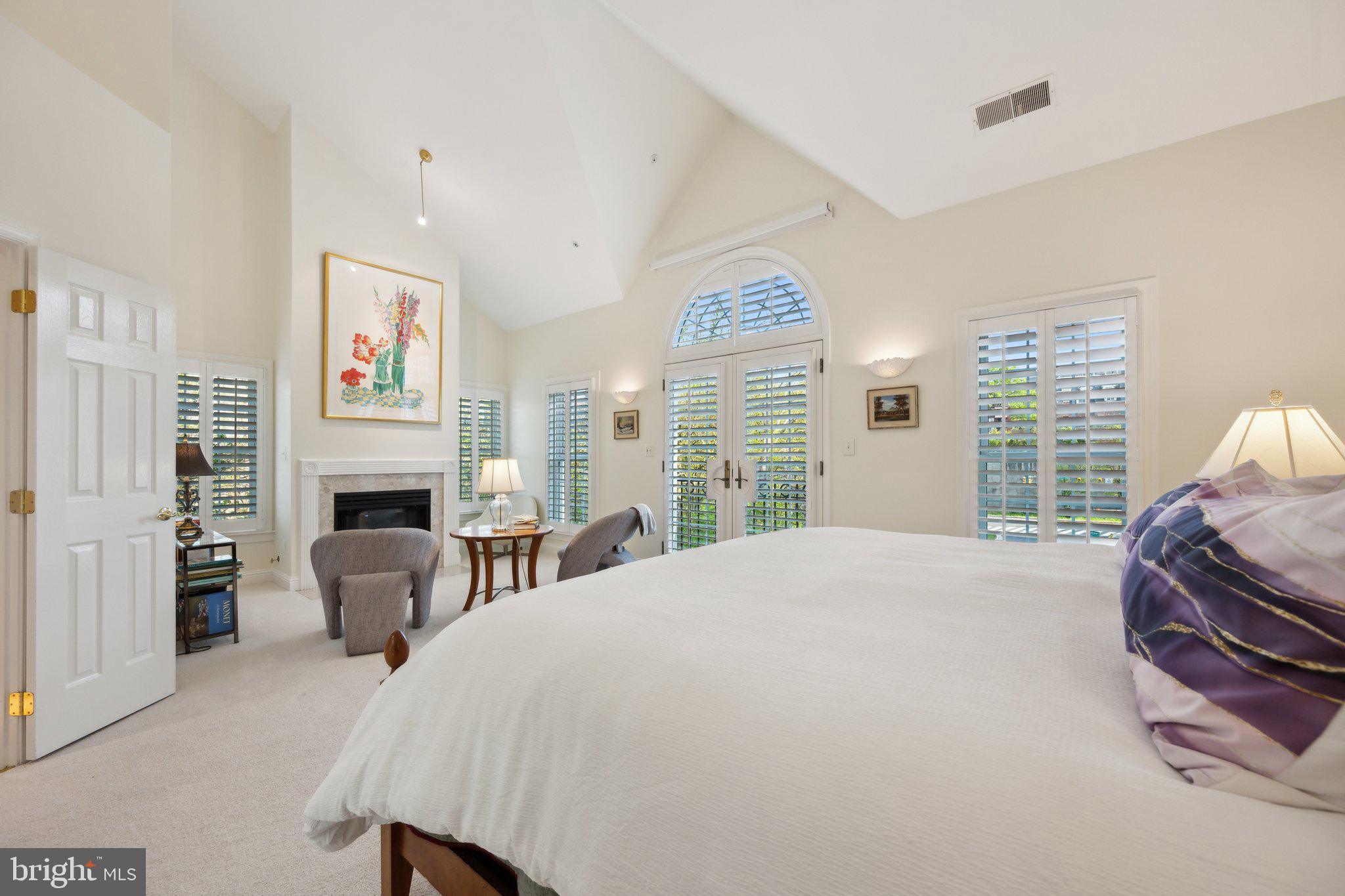 PALISADES PARK - Residential