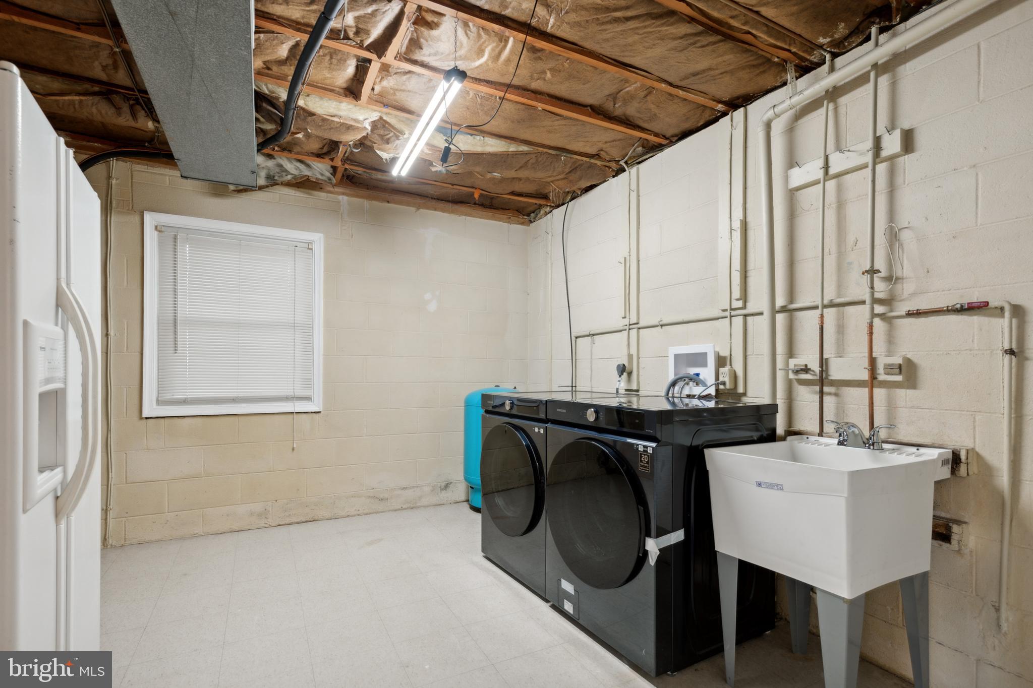 MOUNTAIN VIEW - Residential