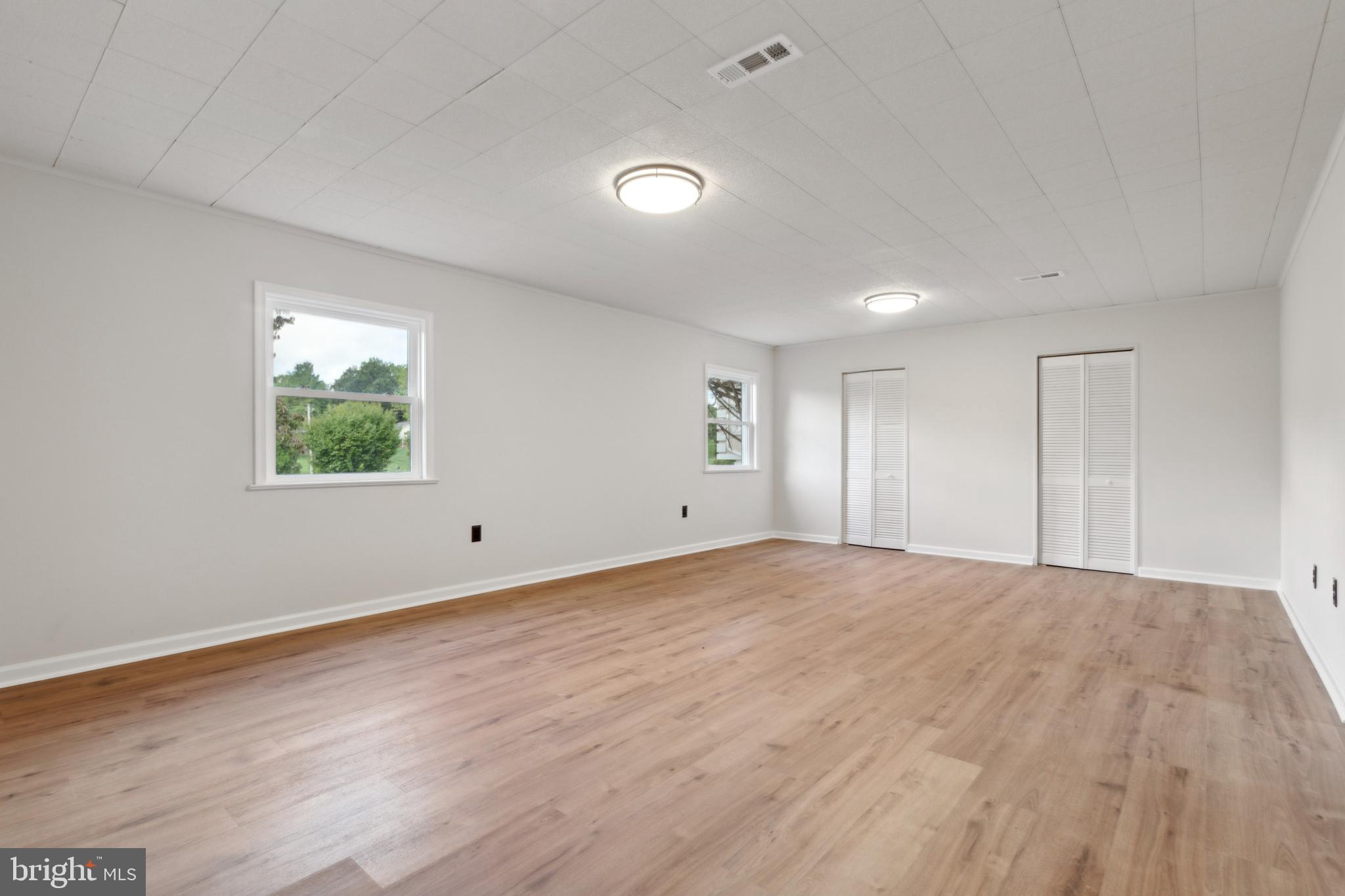 MOUNTAIN VIEW - Residential