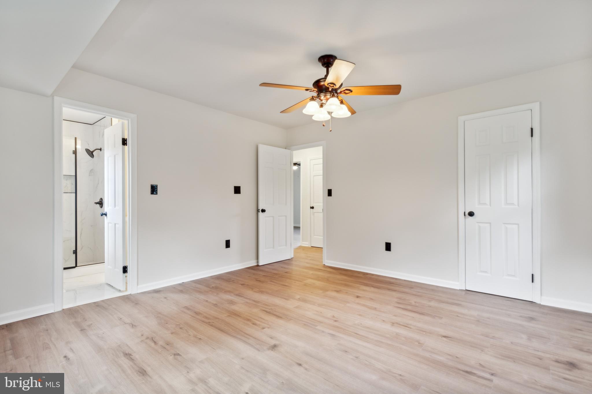 MOUNTAIN VIEW - Residential