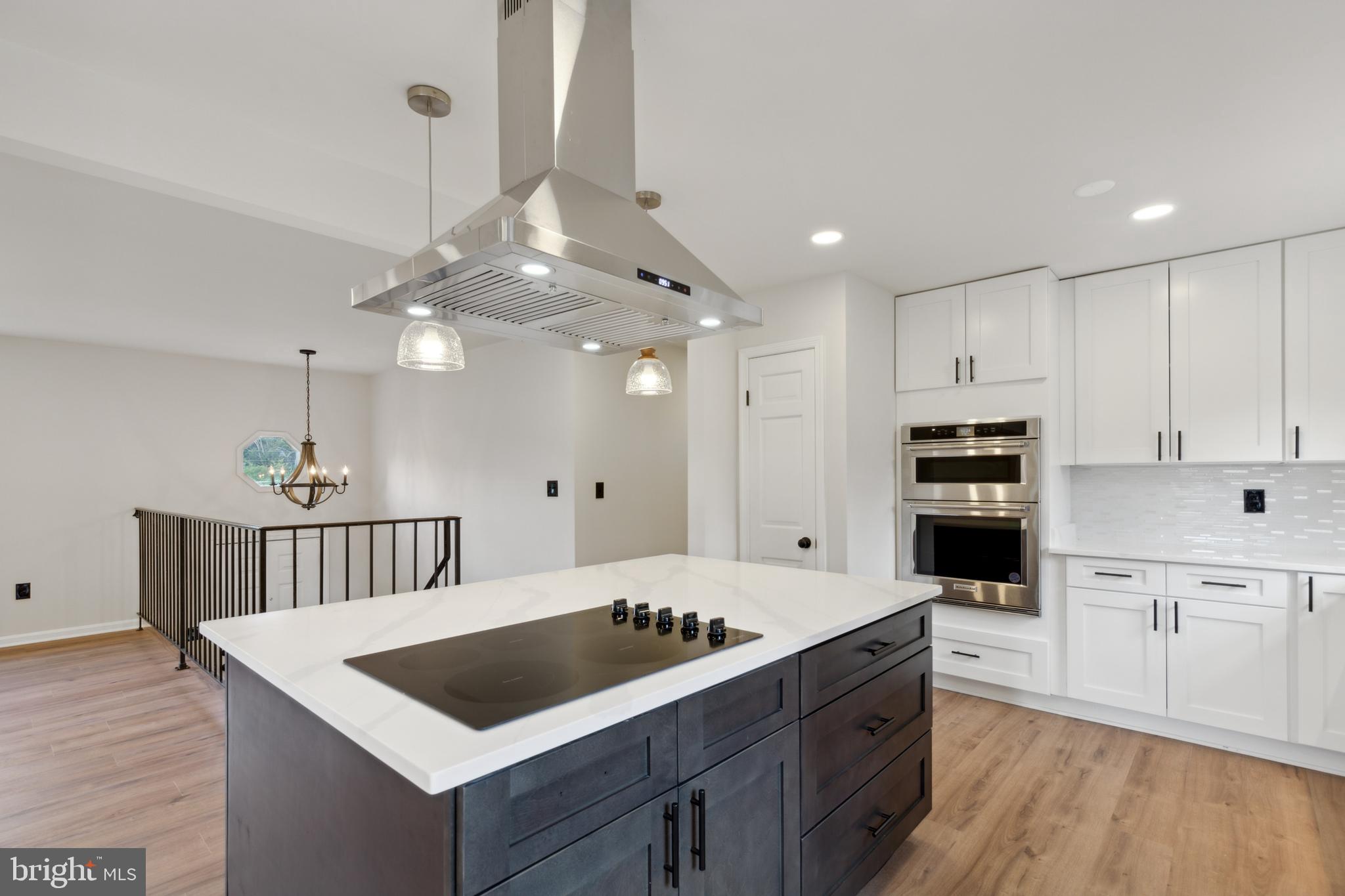 MOUNTAIN VIEW - Residential