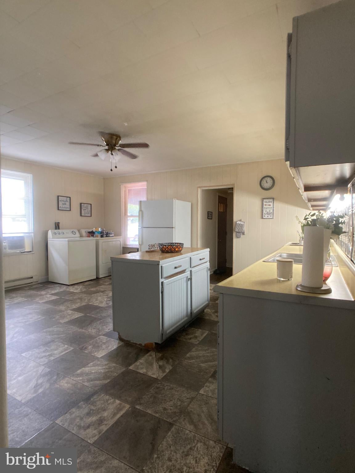 38 W GRAMBY STREET