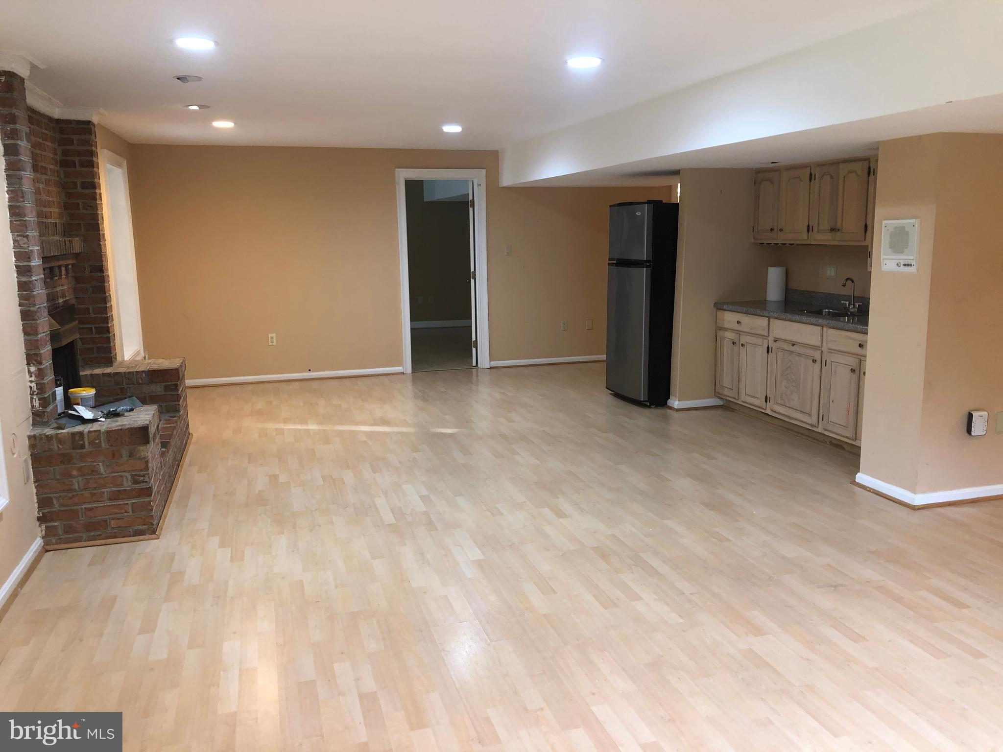 LEWIS PARK - Residential Lease