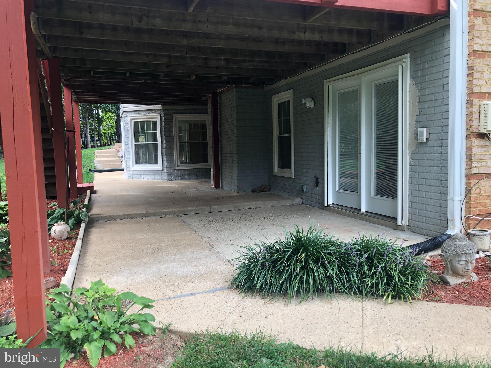 LEWIS PARK - Residential Lease