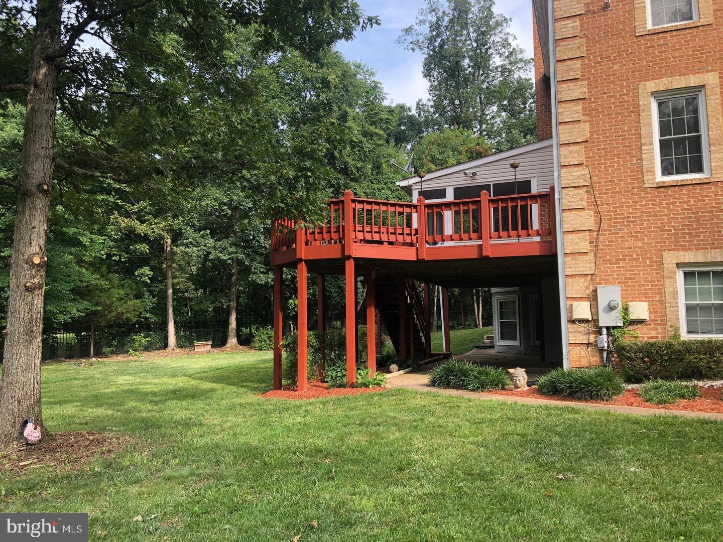 LEWIS PARK - Residential Lease