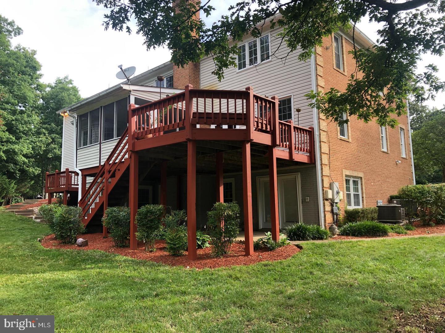 LEWIS PARK - Residential Lease