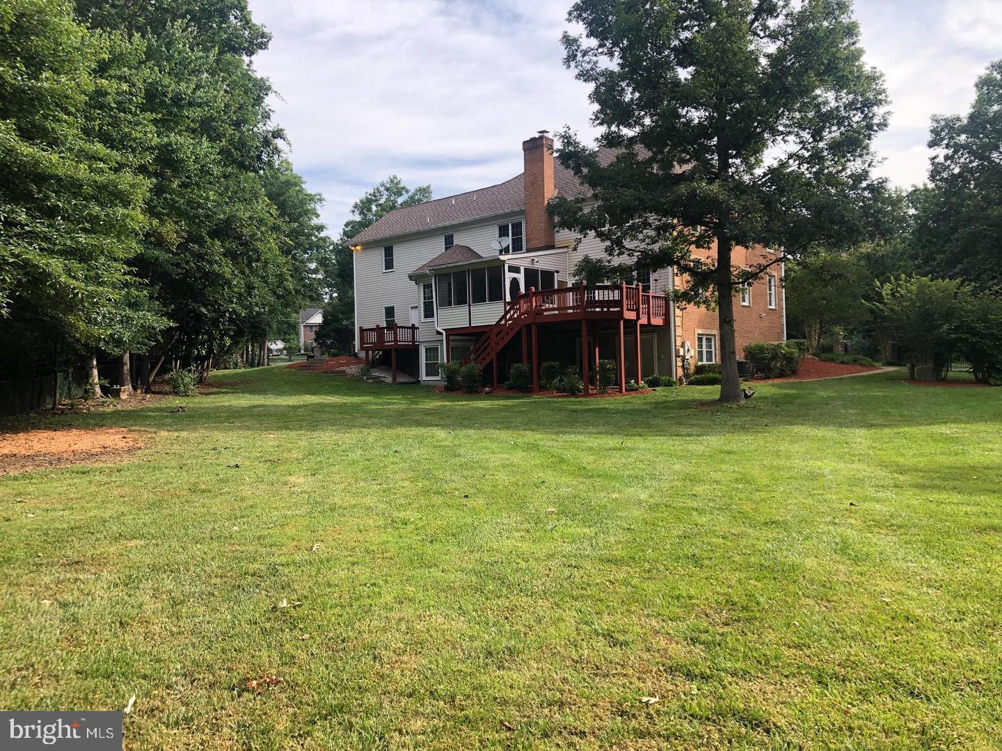 LEWIS PARK - Residential Lease