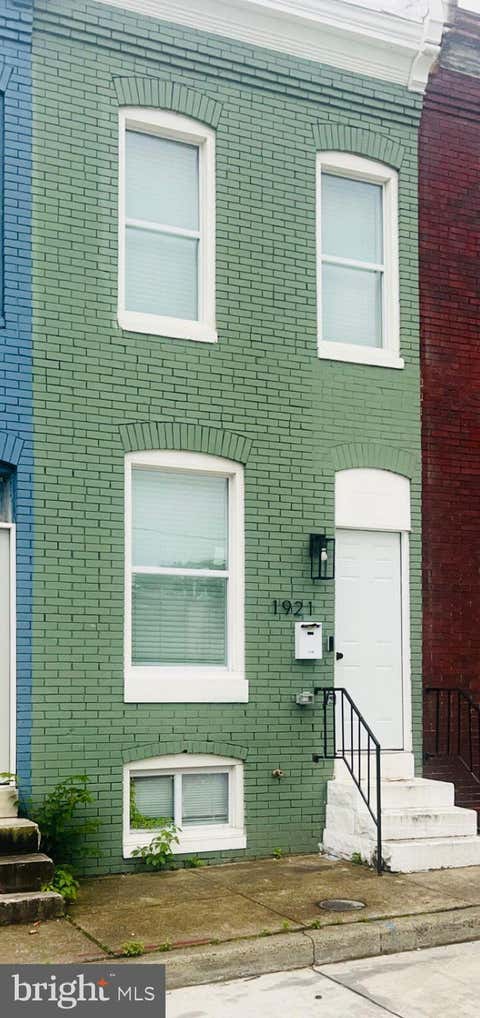 Townhouse For Sale - 1921 Herbert Street<br/> BALTIMORE, MD 21217