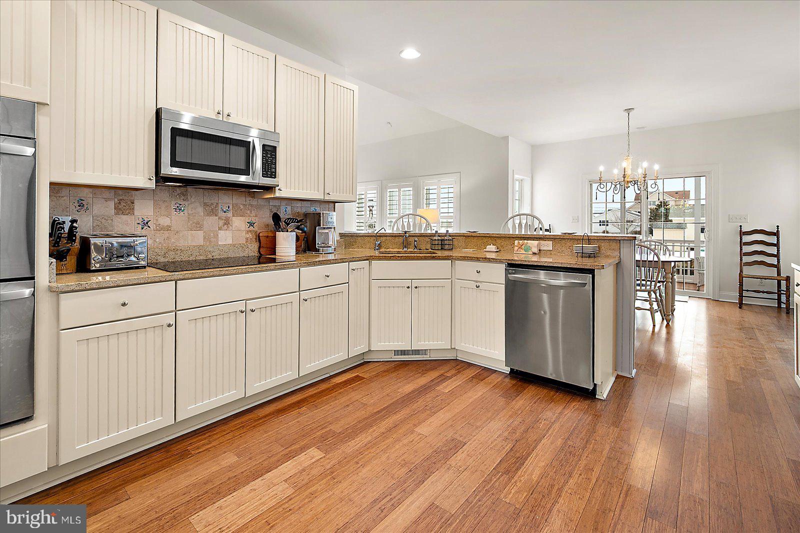 CAPE ISLE OF WIGHT - Residential