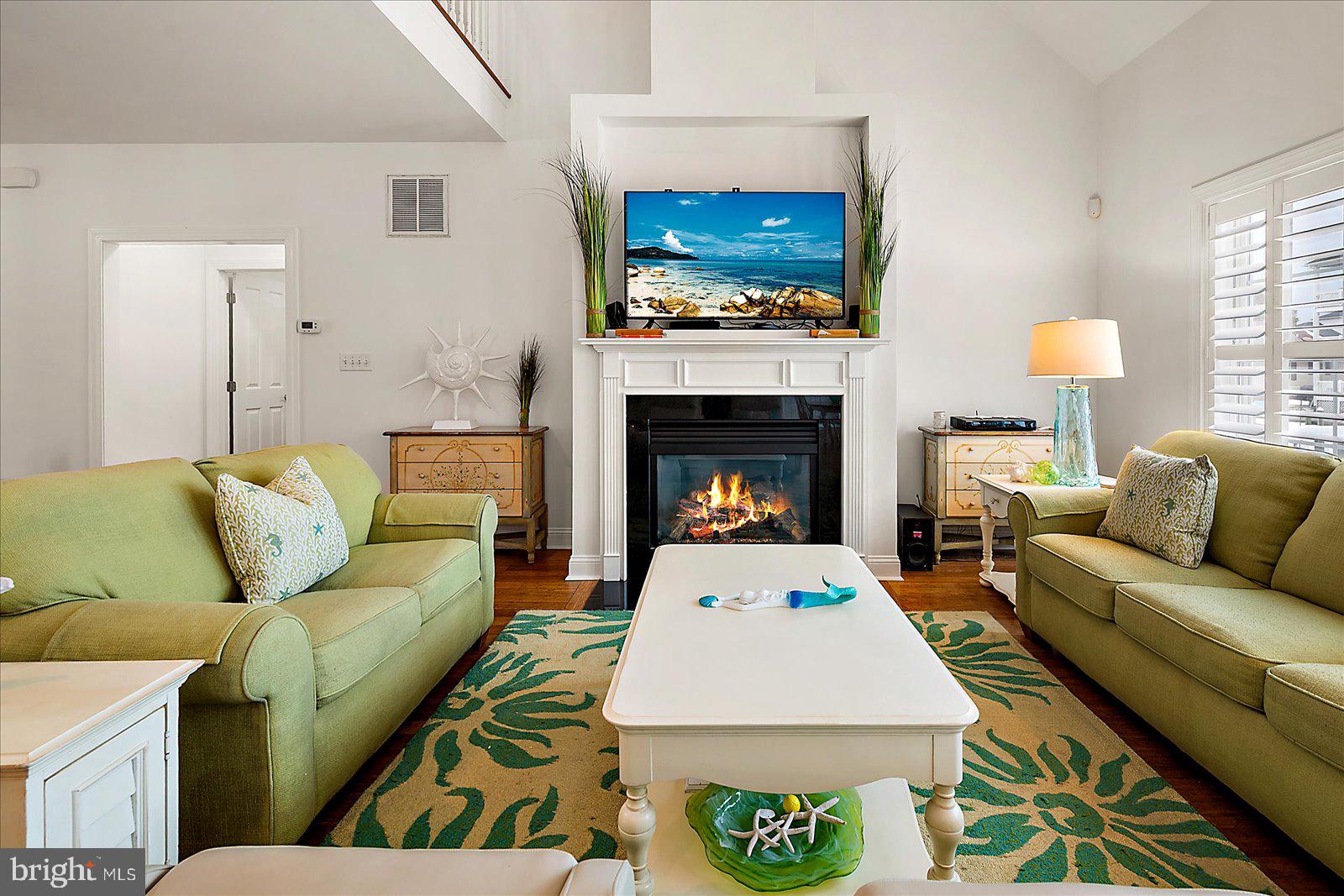 CAPE ISLE OF WIGHT - Residential