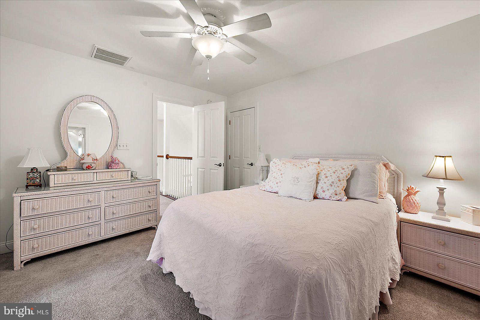 CAPE ISLE OF WIGHT - Residential