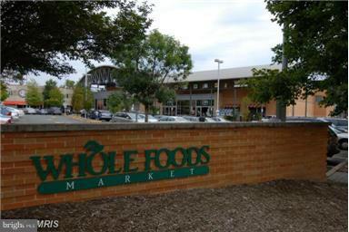 CLARENDON CENTER - Residential Lease