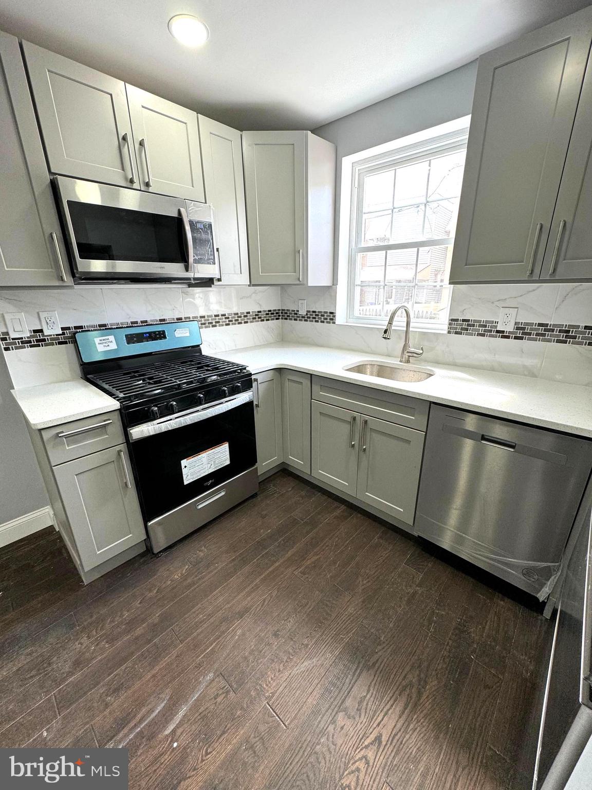 MARCONI PARK WEST - Residential