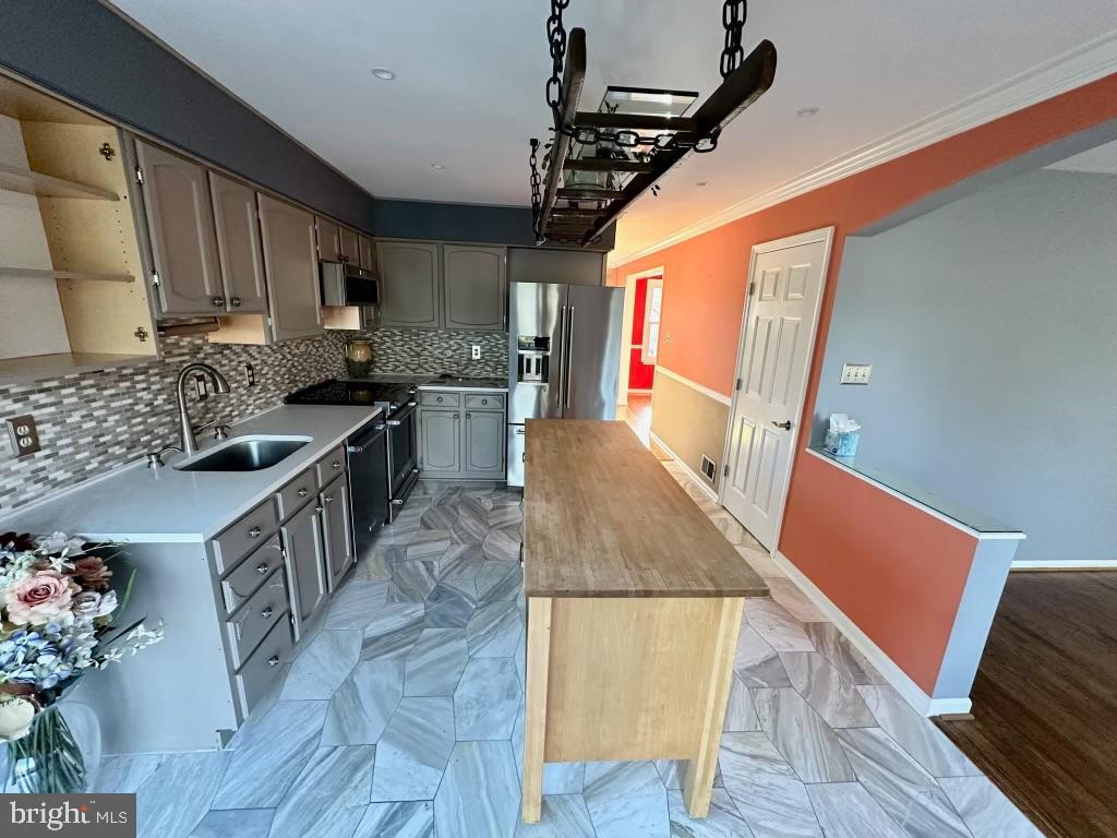 SWEEPSTAKES - Residential