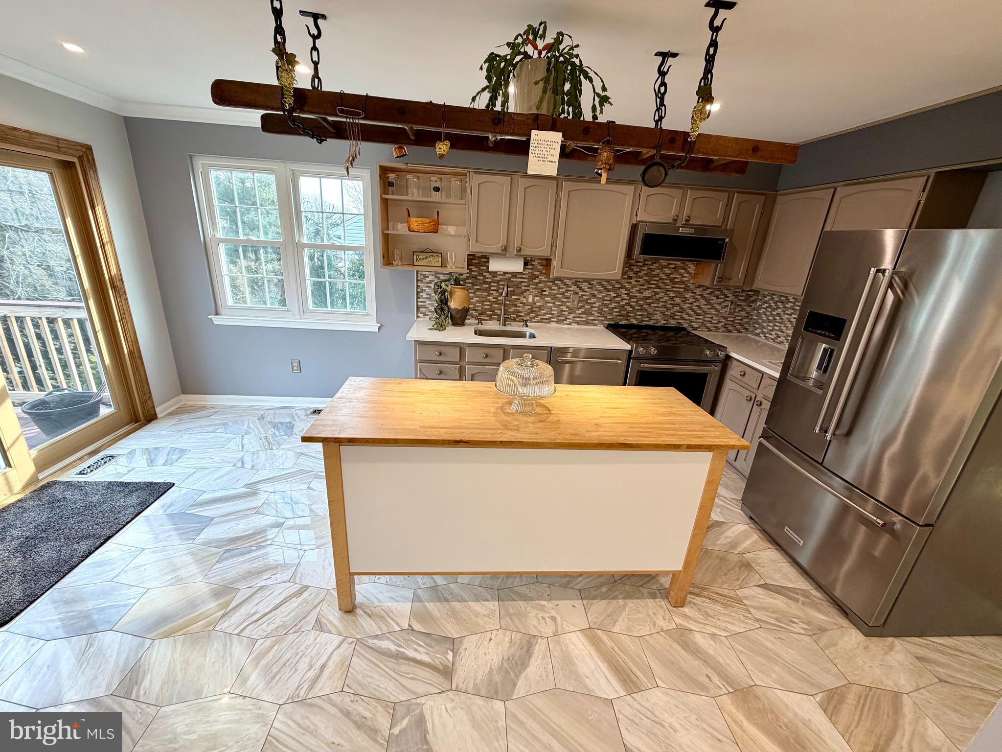 SWEEPSTAKES - Residential