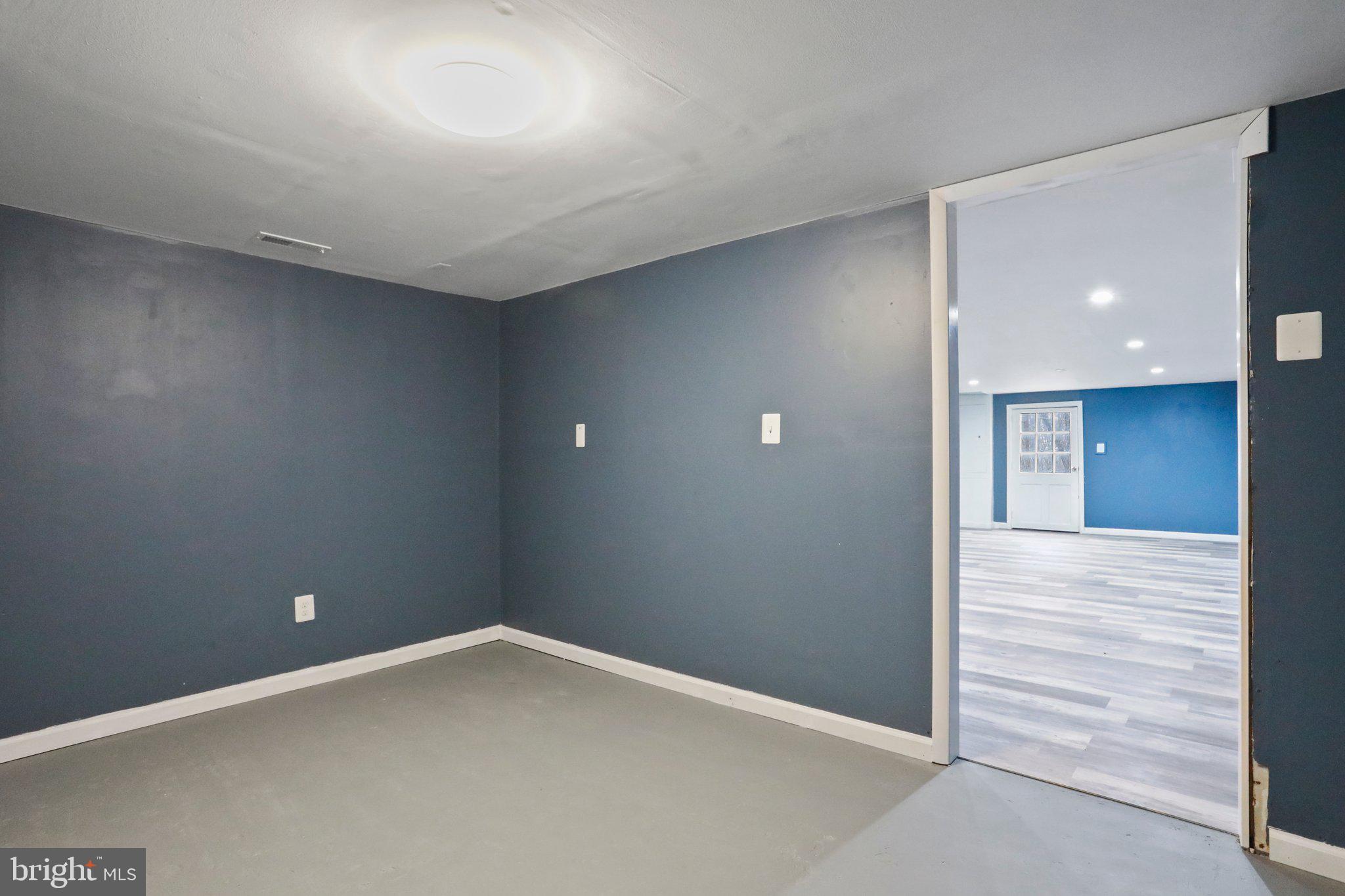 KEYS FERRY ACRES - Residential