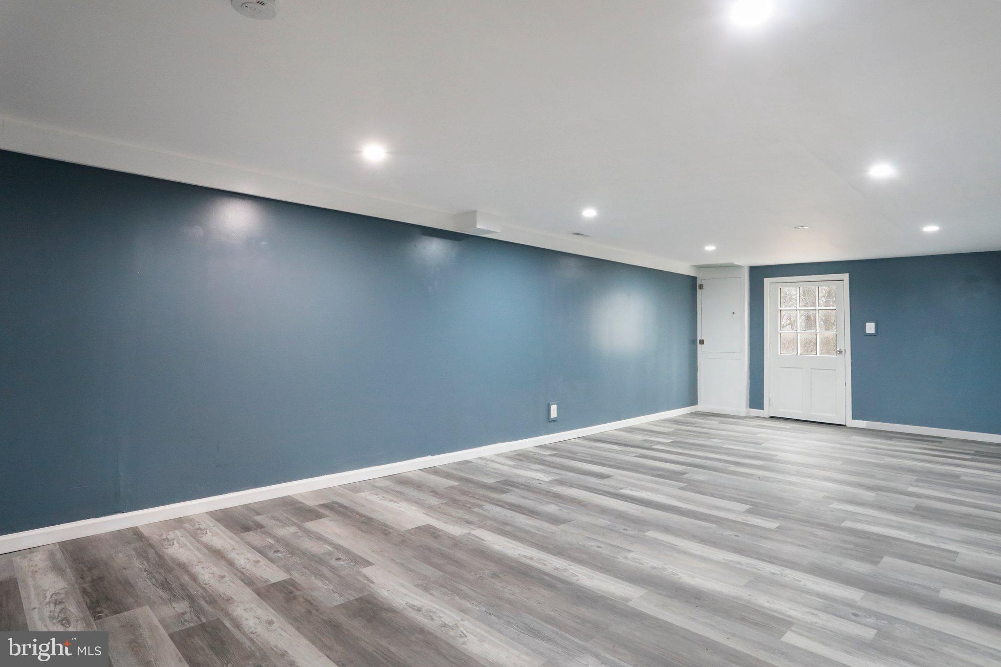 KEYS FERRY ACRES - Residential