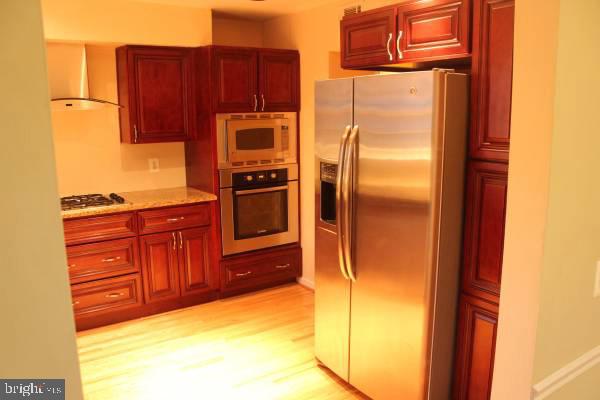 FRANKLIN FARM - Residential Lease