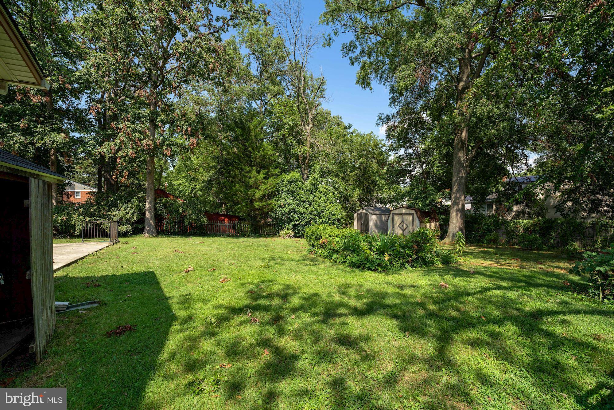 WARBURTON OAKS - Residential