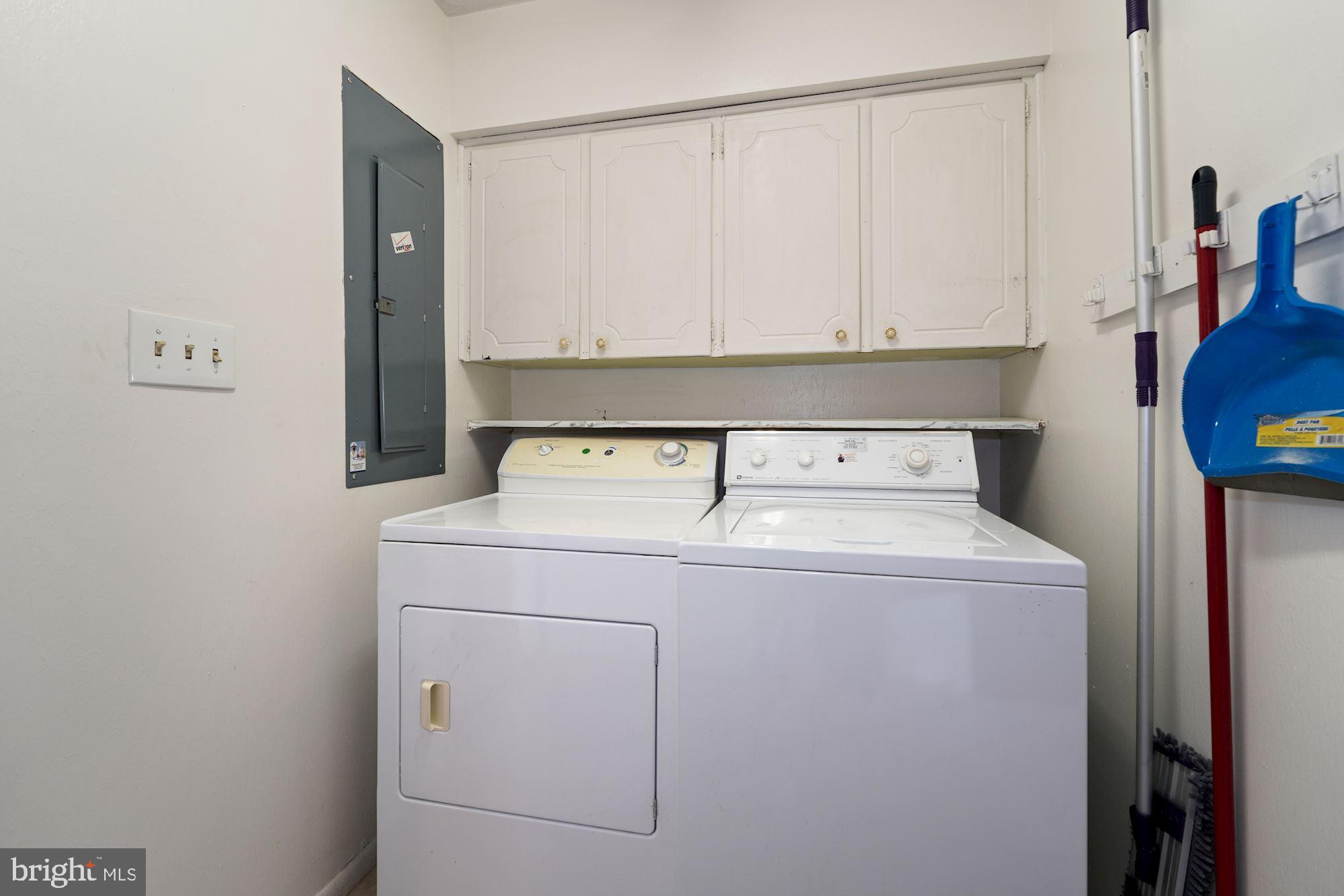 WARBURTON OAKS - Residential