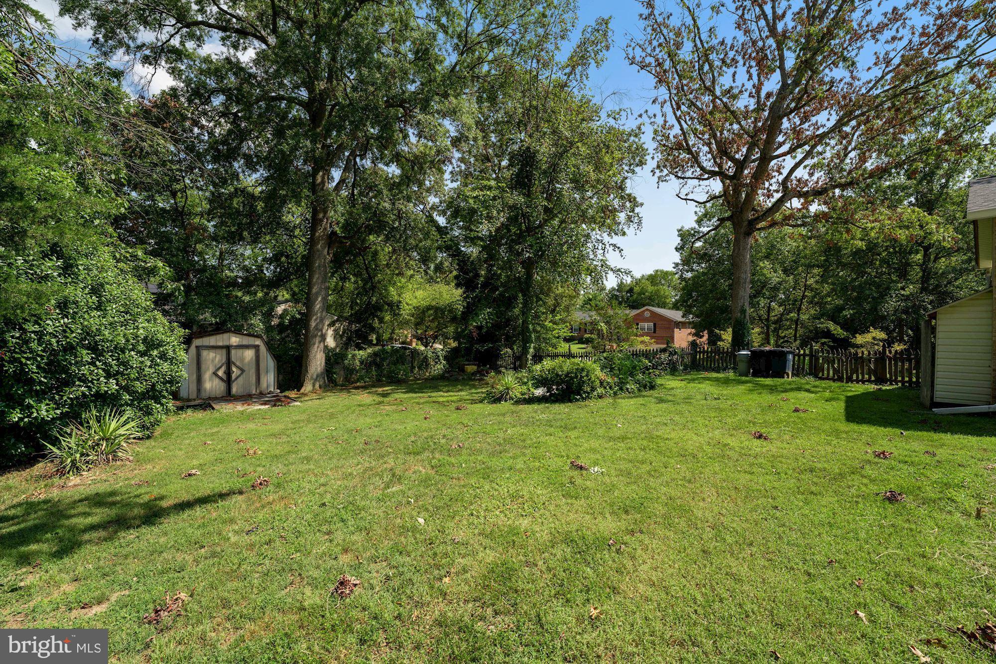 WARBURTON OAKS - Residential