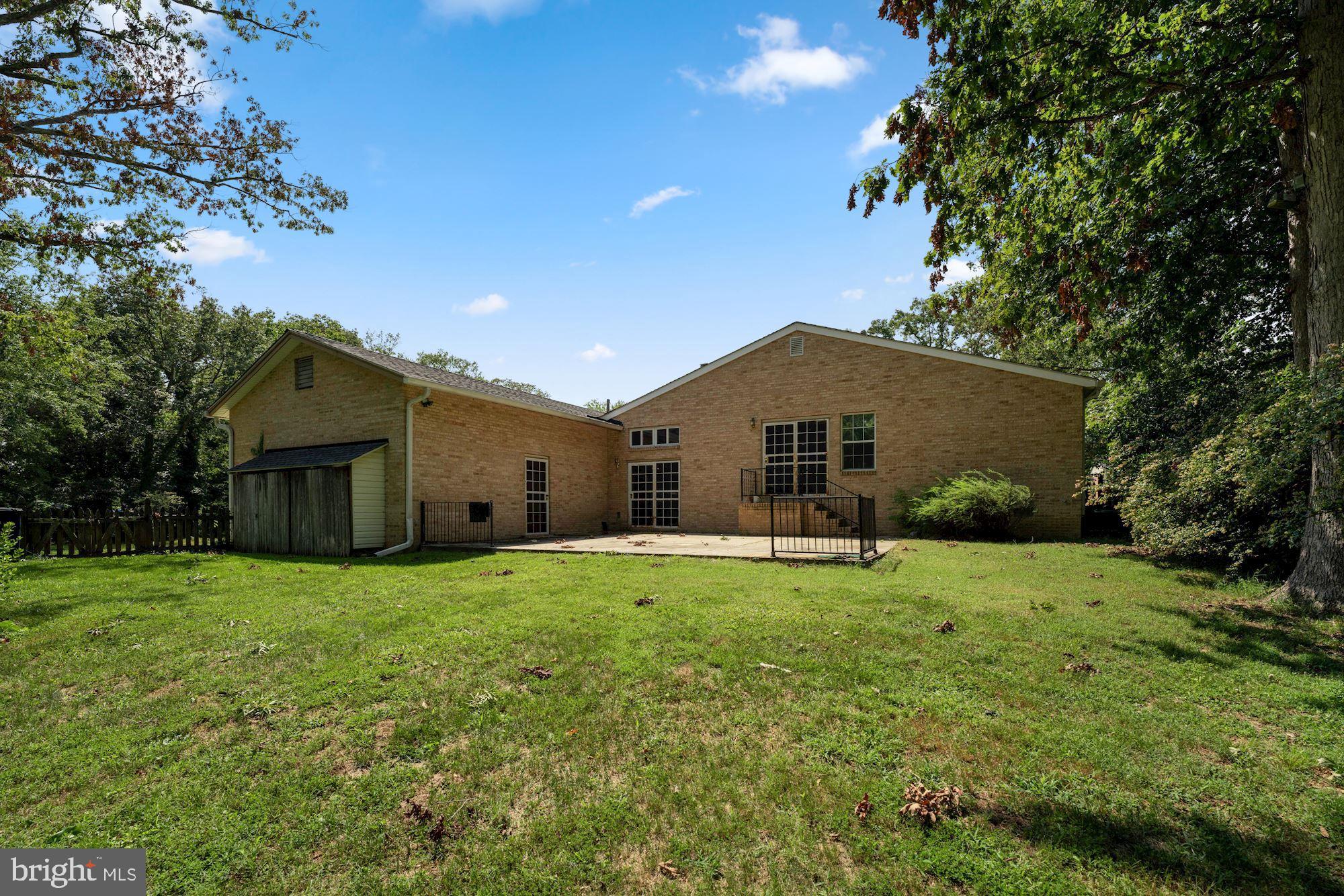 WARBURTON OAKS - Residential