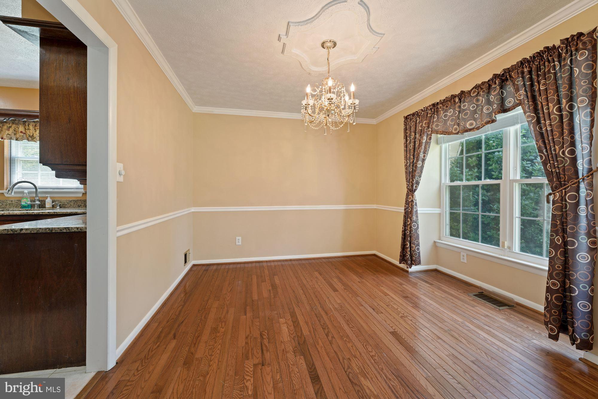 WARBURTON OAKS - Residential