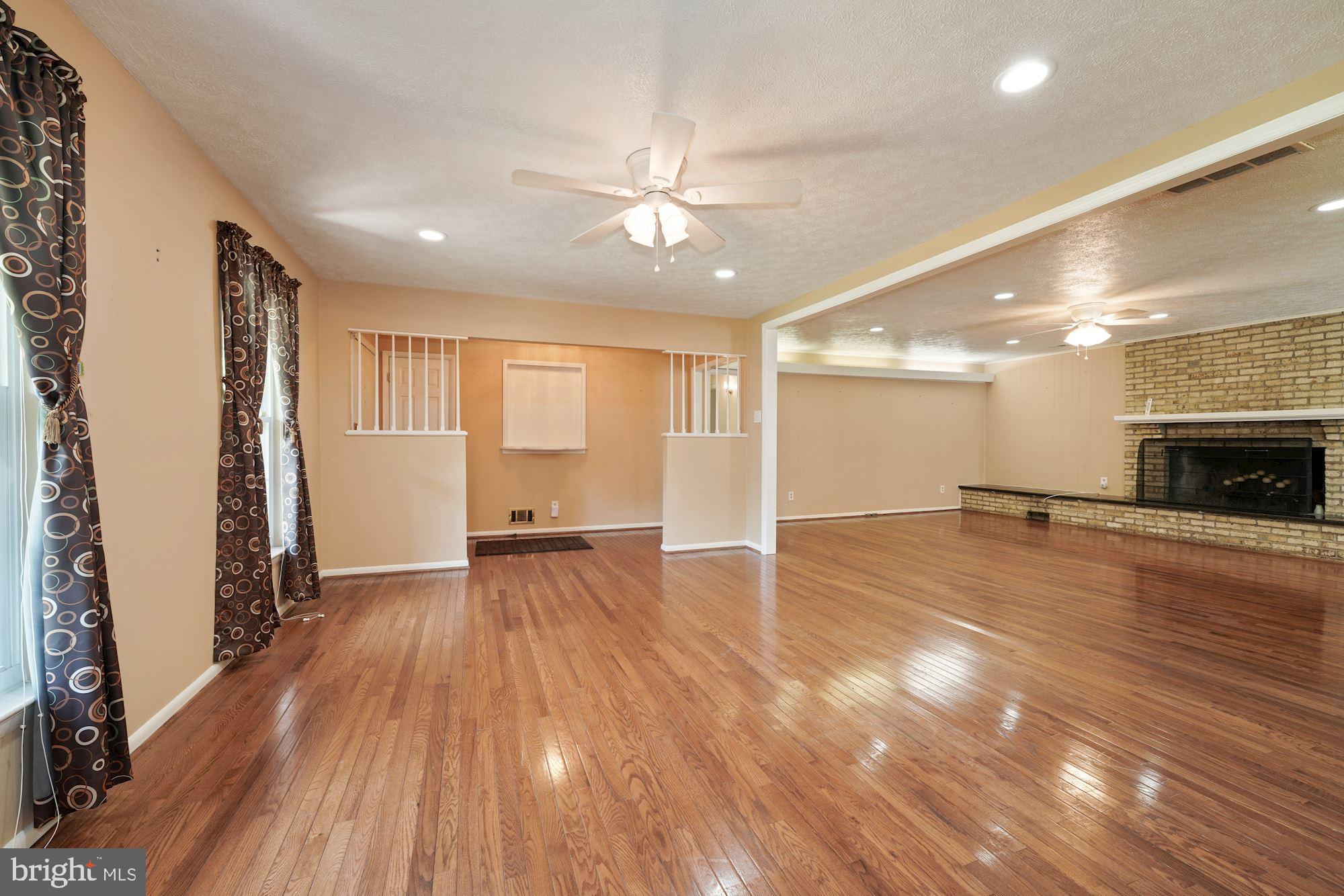 WARBURTON OAKS - Residential