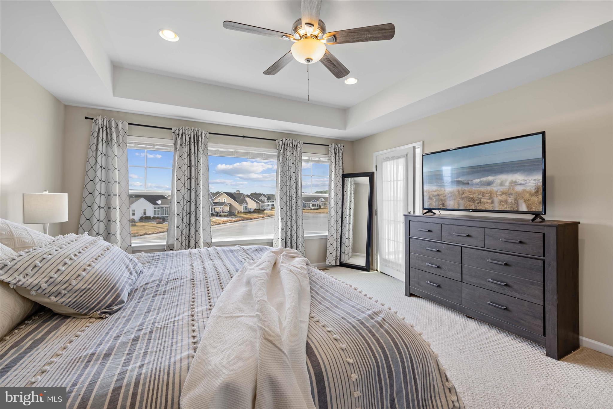 PENINSULA LAKES - Residential