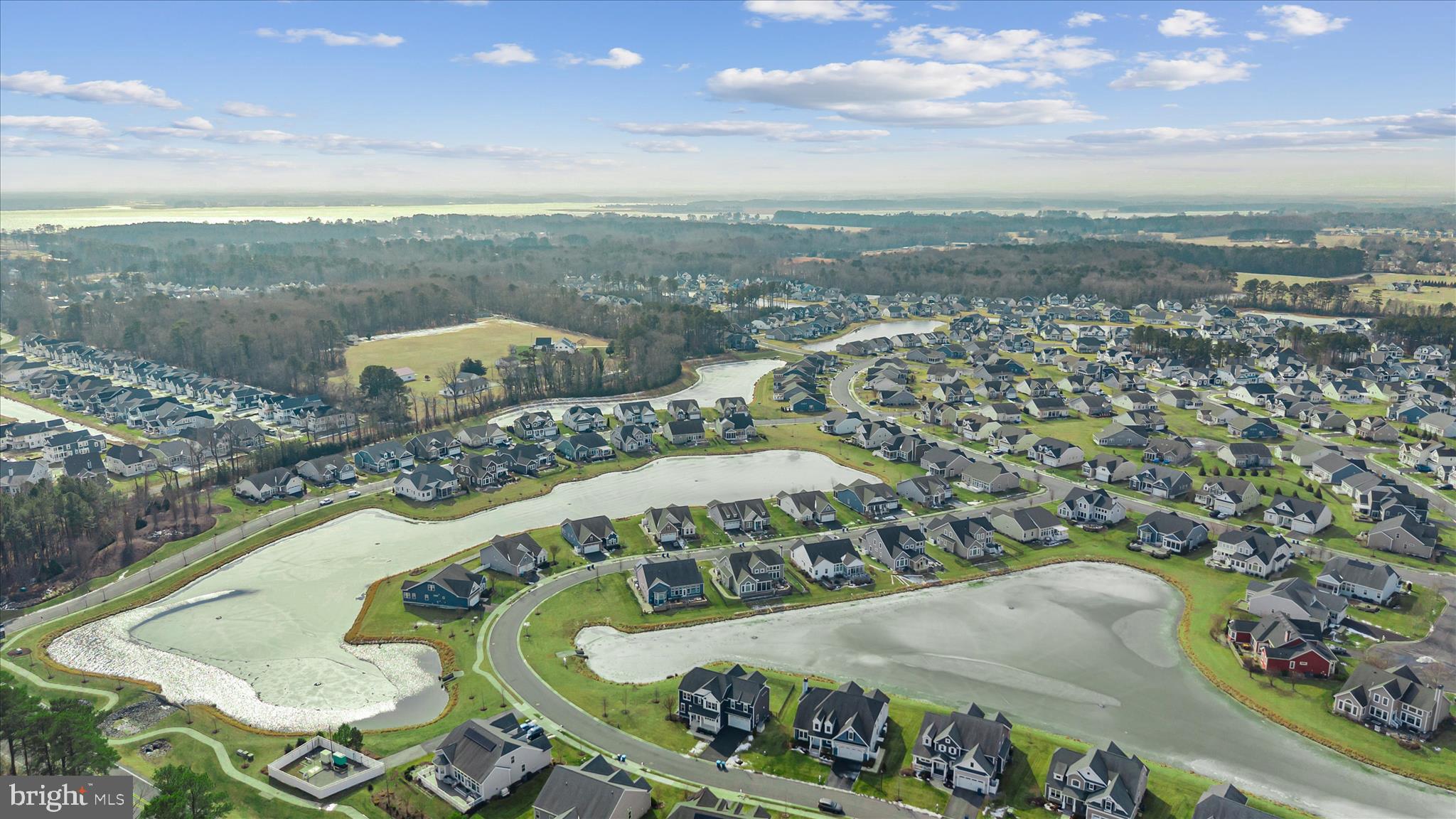 PENINSULA LAKES - Residential