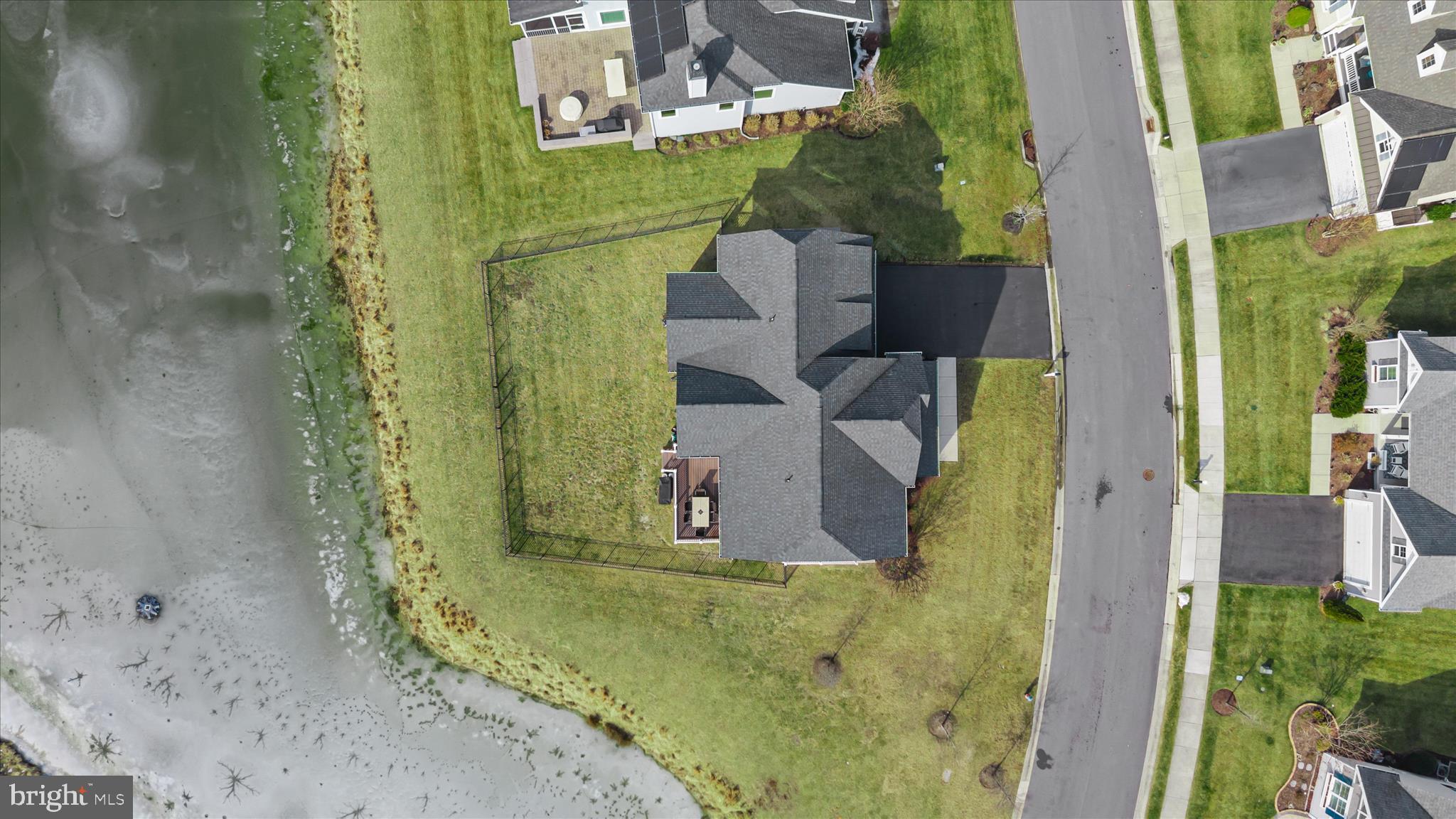 PENINSULA LAKES - Residential