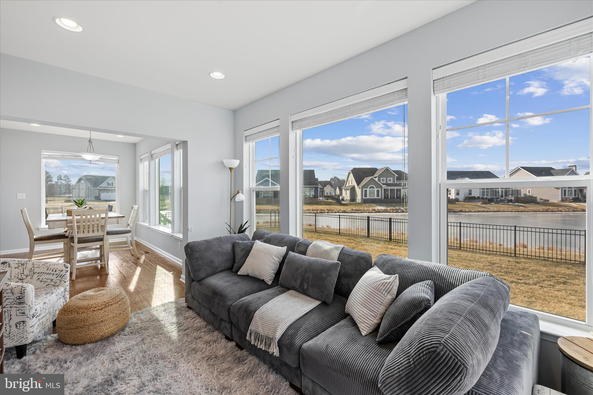 PENINSULA LAKES - Residential