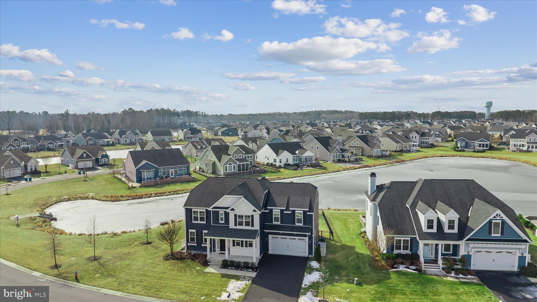 PENINSULA LAKES - Residential