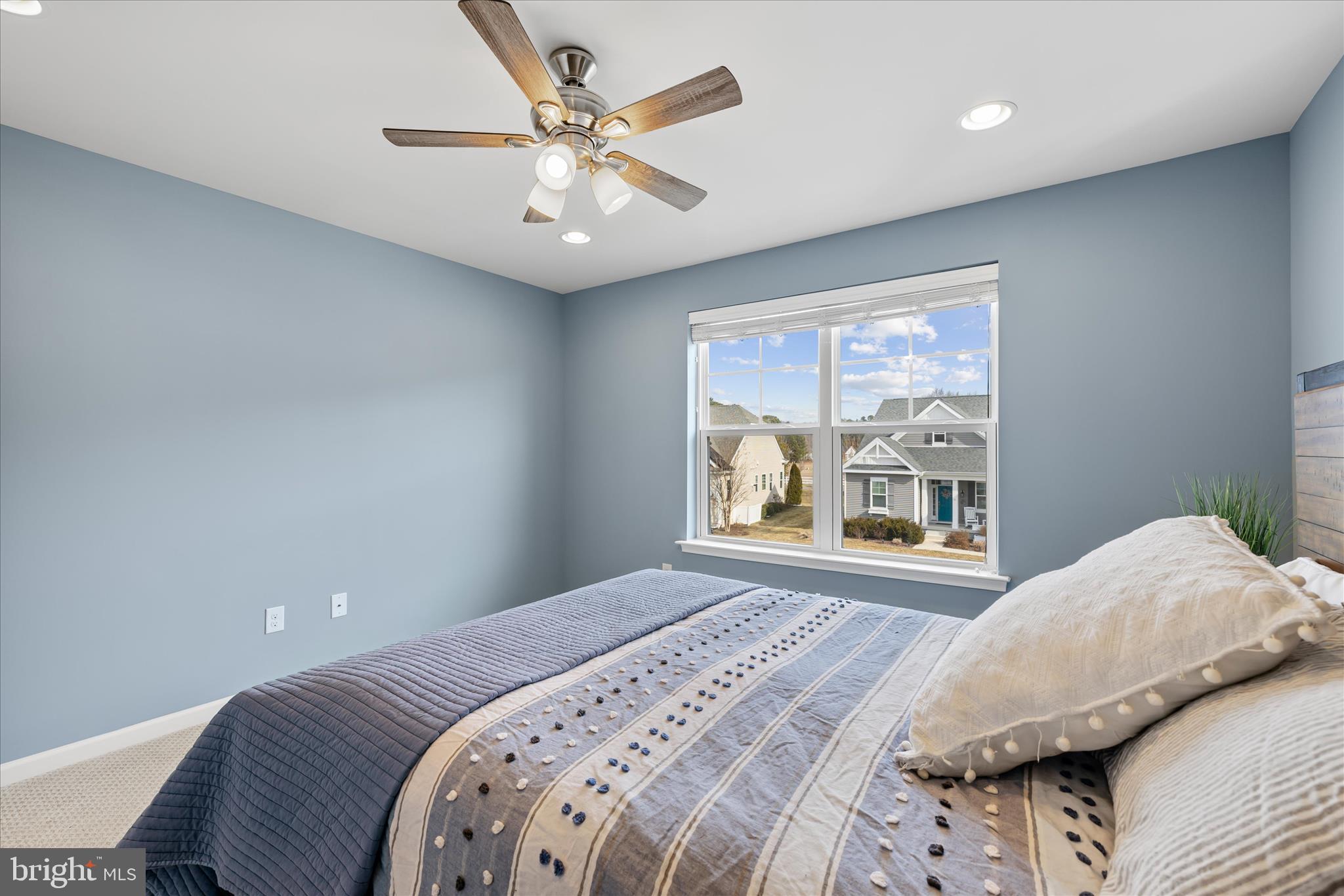 PENINSULA LAKES - Residential