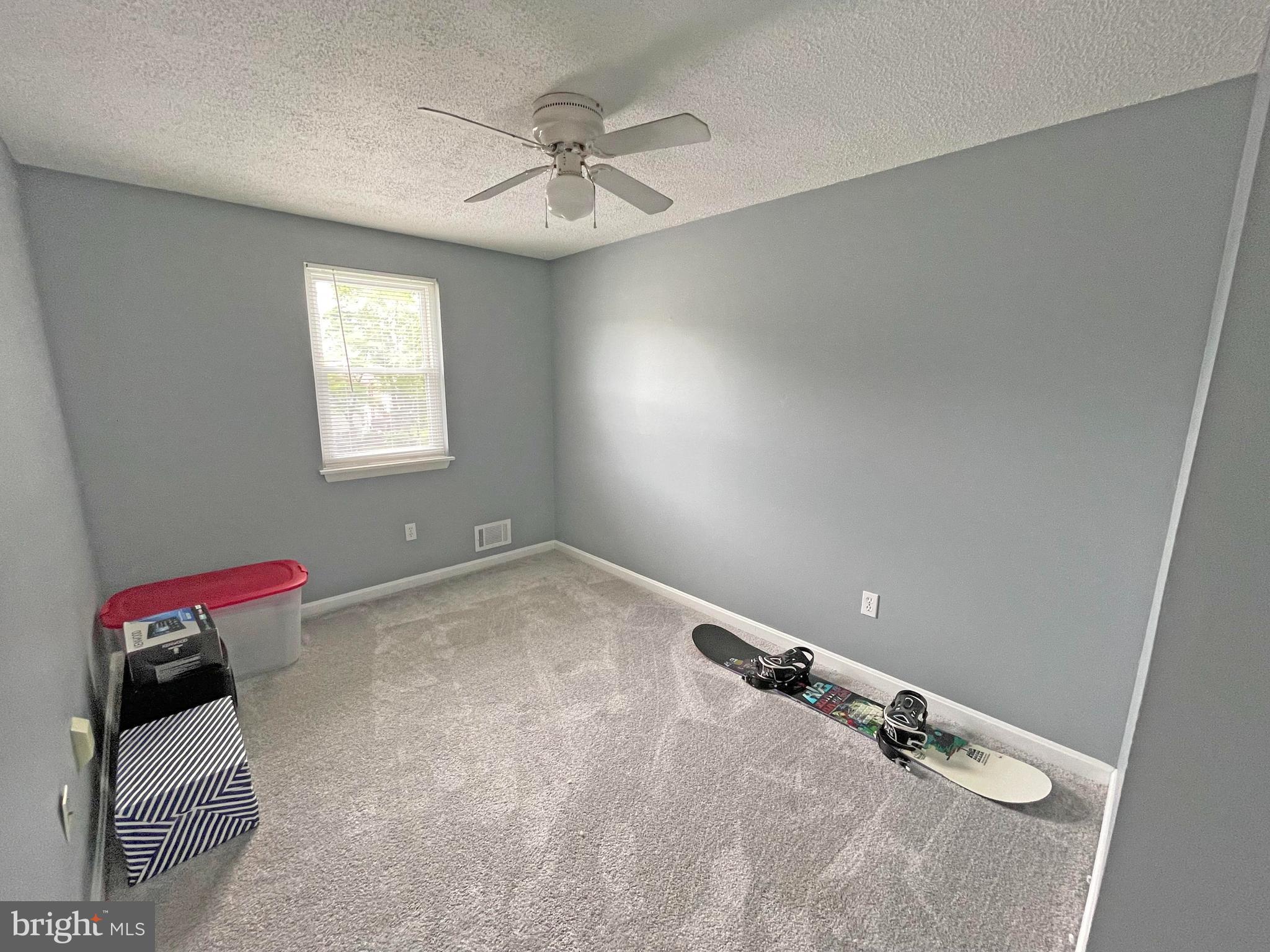 CARROLLWOOD MANOR - Residential