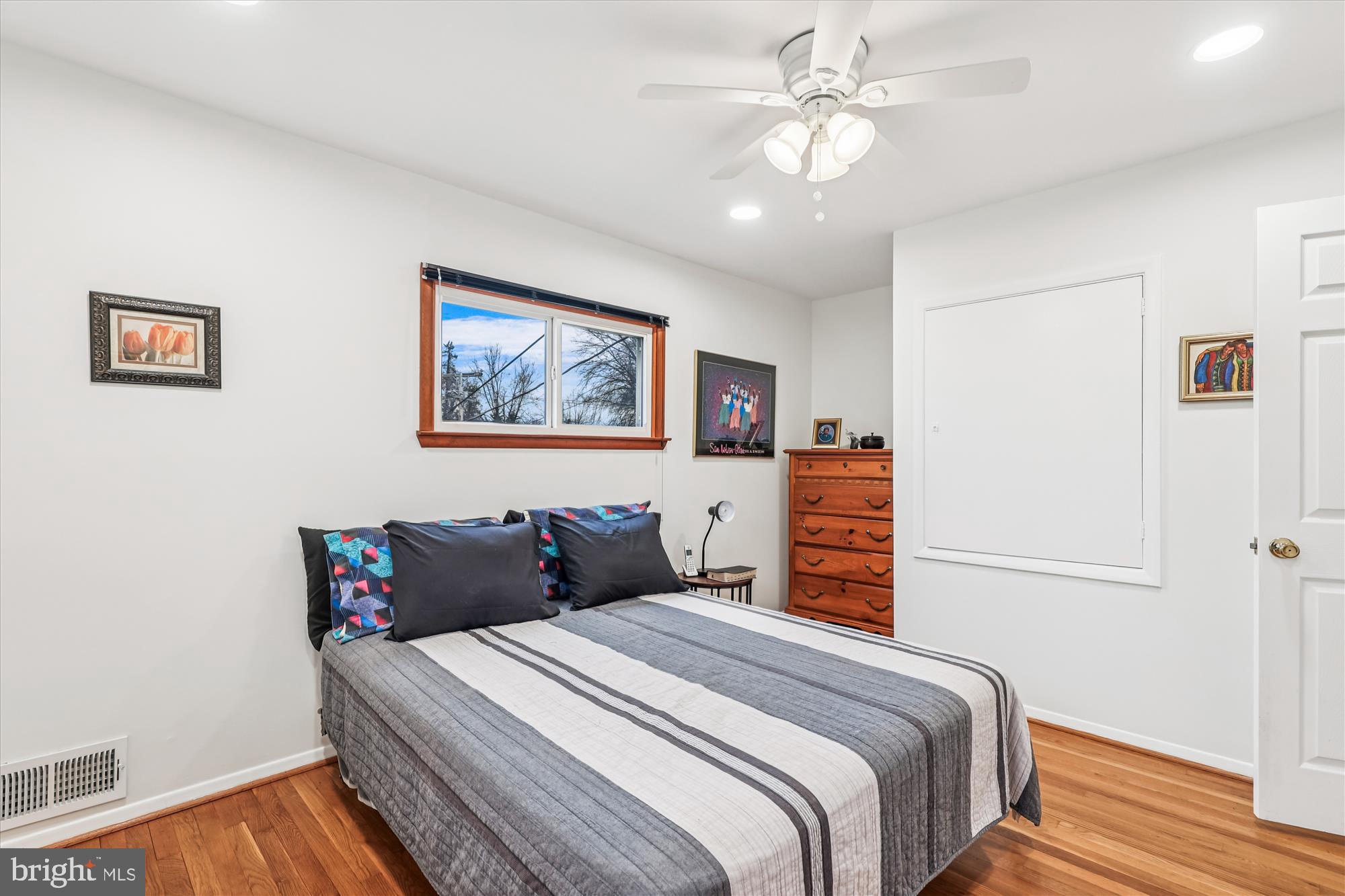 ARDMORE - Residential